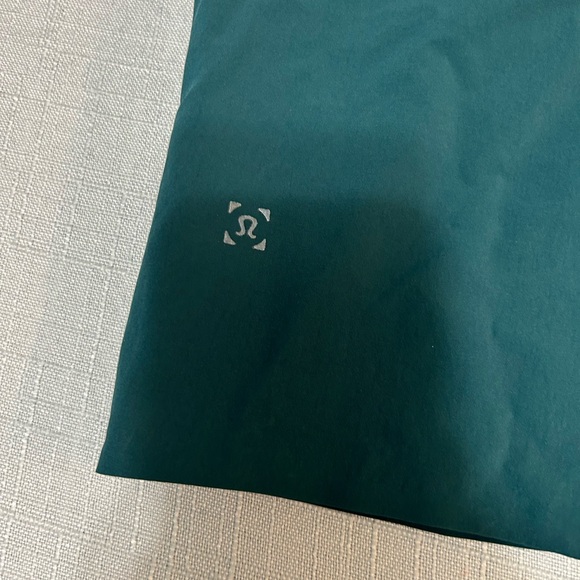 Lululemon Teal shorts - Picture 1 of 3